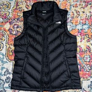 Black North Face vest
